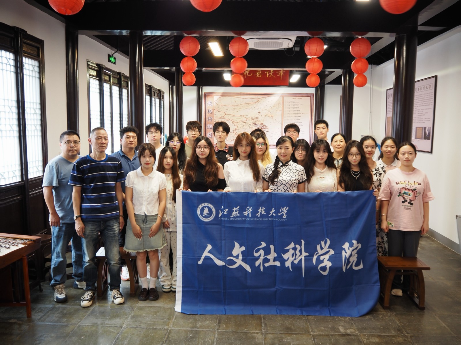 1759225646548498.jpg 2.JPG